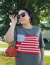 Load image into Gallery viewer, American Flag Tee