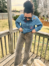 Load image into Gallery viewer, Leo Leopard Denim