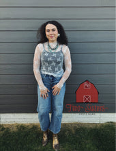 Load image into Gallery viewer, Meesha - White & Red