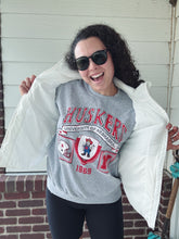 Load image into Gallery viewer, University NE Crew