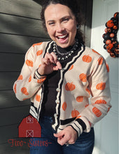 Load image into Gallery viewer, Hey Pumpkin Sweater