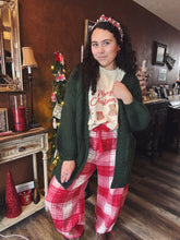 Load image into Gallery viewer, Chunky Forest Cardigan
