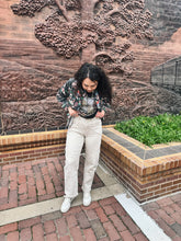 Load image into Gallery viewer, Cordell Beige Barrel Jean
