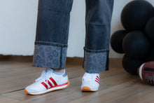 Load image into Gallery viewer, Paisley Cuff Denim
