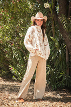 Load image into Gallery viewer, Western Print Quilted Shacket
