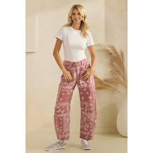 Load image into Gallery viewer, Paisley Printed Denim Pants
